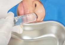 วิธีล้างจมูกด้วยน้ำเกลือล้างจมูก อ่านเสร็จแล้วเอาไปทำที่บ้านได้ทันที